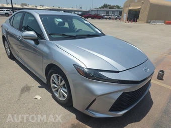 2025 Toyota Camry LE - miniatura 3