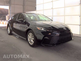 2025 Toyota Camry LE - miniatura 3