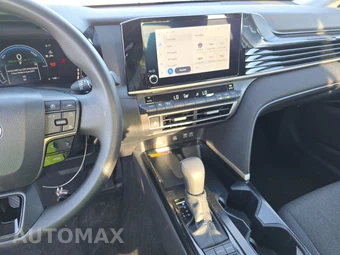 2025 Toyota Camry LE - miniatura 11