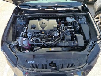 2025 Toyota Camry LE - miniatura 15