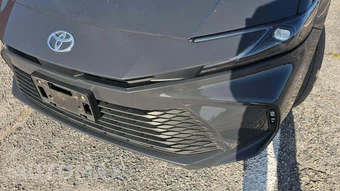 2025 Toyota Camry LE - miniatura 29