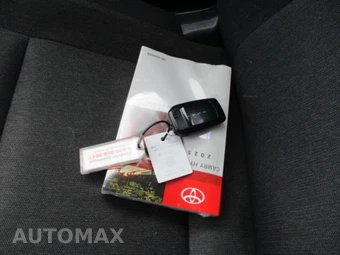 2025 Toyota Camry LE - miniatura 13