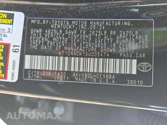 2025 Toyota Camry LE - miniatura 2