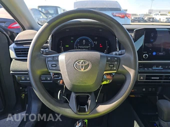 2025 Toyota Camry LE - miniatura 10
