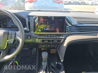 2025 Toyota Camry LE - miniatura 11
