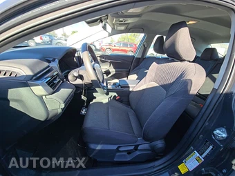 2025 Toyota Camry LE - miniatura 7