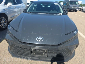 2025 Toyota Camry LE - miniatura 2