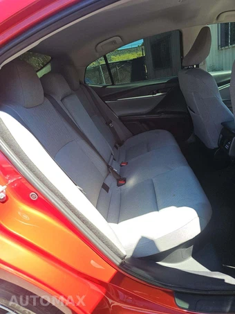 2025 Toyota Camry LE - miniatura 13