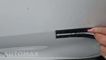2025 Toyota Camry LE - miniatura 15