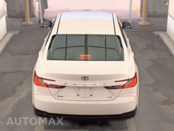 2025 Toyota Camry LE - miniatura 5