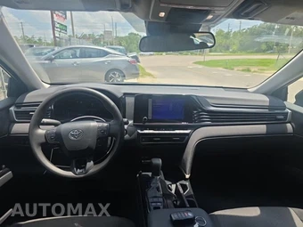 2025 Toyota Camry LE - miniatura 14