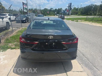 2025 Toyota Camry LE - miniatura 5