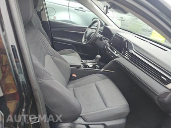 2025 Toyota Camry LE - miniatura 8