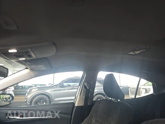 2025 Toyota Camry LE - miniatura 20