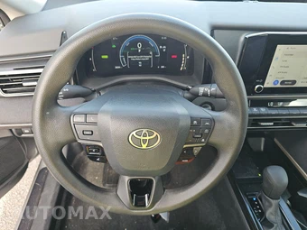 2025 Toyota Camry LE - miniatura 10