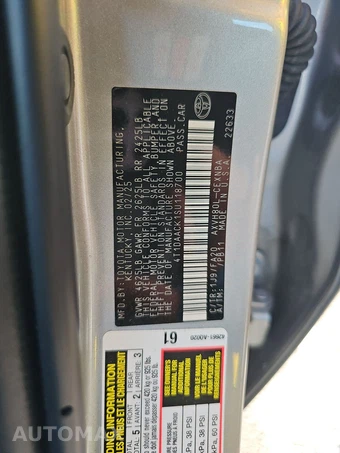 2025 Toyota Camry LE - miniatura 14