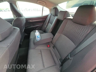 2025 Toyota Camry LE - miniatura 13