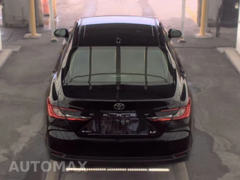 2025 Toyota Camry LE - miniatura 5