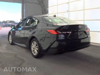 2025 Toyota Camry LE - miniatura 6