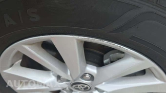 2025 Toyota Camry LE - miniatura 31