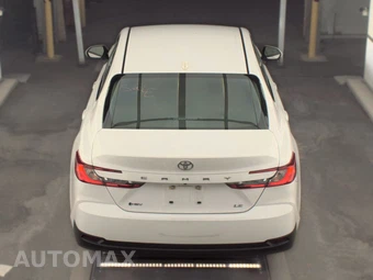 2025 Toyota Camry LE - miniatura 6