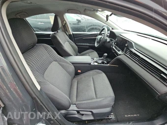 2025 Toyota Camry LE - miniatura 14