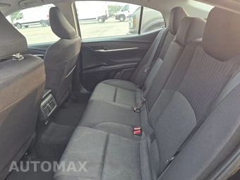 2025 Toyota Camry LE - miniatura 18