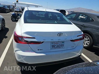 2025 Toyota Camry LE - miniatura 5