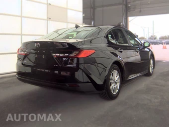 2025 Toyota Camry LE - miniatura 5