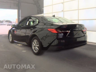 2025 Toyota Camry LE - miniatura 8