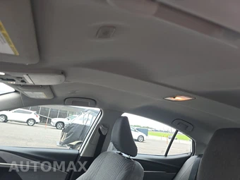 2025 Toyota Camry LE - miniatura 18