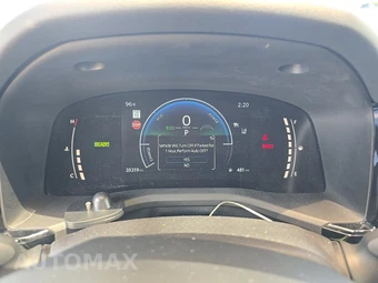 2025 Toyota Camry LE - miniatura 12