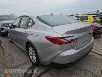 2025 Toyota Camry LE - miniatura 6
