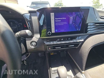 2025 Toyota Camry LE - miniatura 11