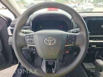 2025 Toyota Camry LE - miniatura 10