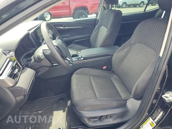 2025 Toyota Camry LE - miniatura 7