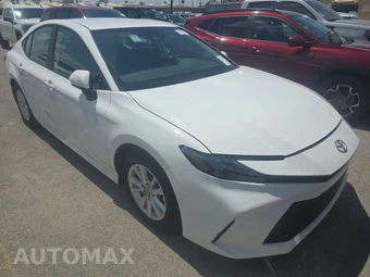 2025 Toyota Camry LE - miniatura 3
