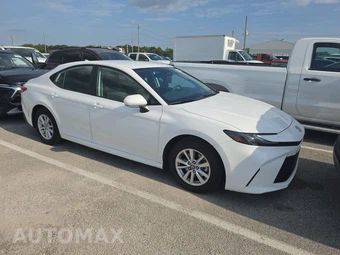 2025 Toyota Camry LE - miniatura 3