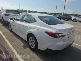2025 Toyota Camry LE - miniatura 6