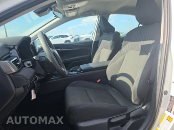 2025 Toyota Camry LE - miniatura 7
