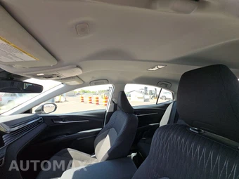 2025 Toyota Camry LE - miniatura 20