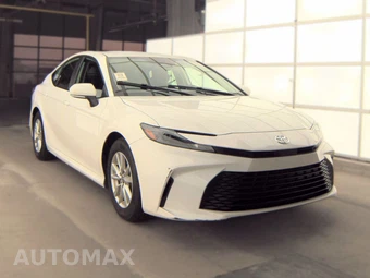2025 Toyota Camry LE - miniatura 3