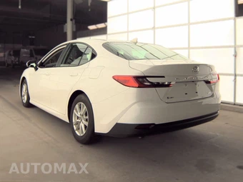 2025 Toyota Camry LE - miniatura 6
