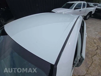2025 Toyota Camry LE - miniatura 12