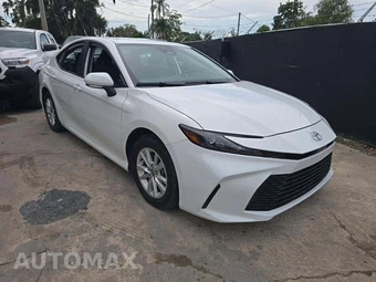 2025 Toyota Camry LE - miniatura 4