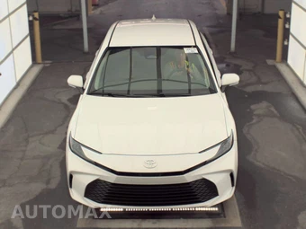 2025 Toyota Camry LE - miniatura 2