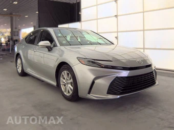 2025 Toyota Camry LE - miniatura 4