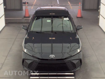 2025 Toyota Camry LE - miniatura 2