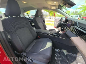 2025 Toyota Camry LE - miniatura 15