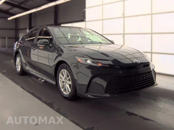 2025 Toyota Camry LE - miniatura 3